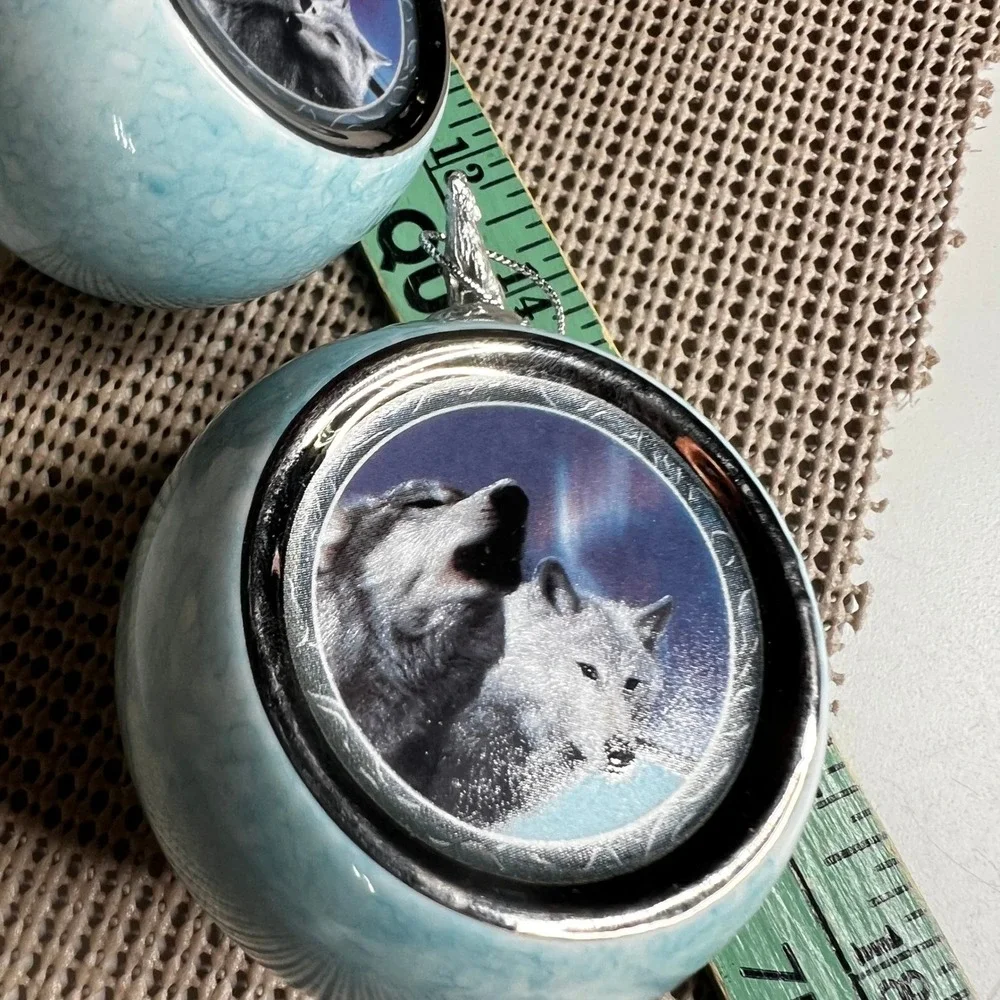 Bradford Editions Wolf Ornaments Shadow Spirits Moon Glow 1998 Set of 2 Blue